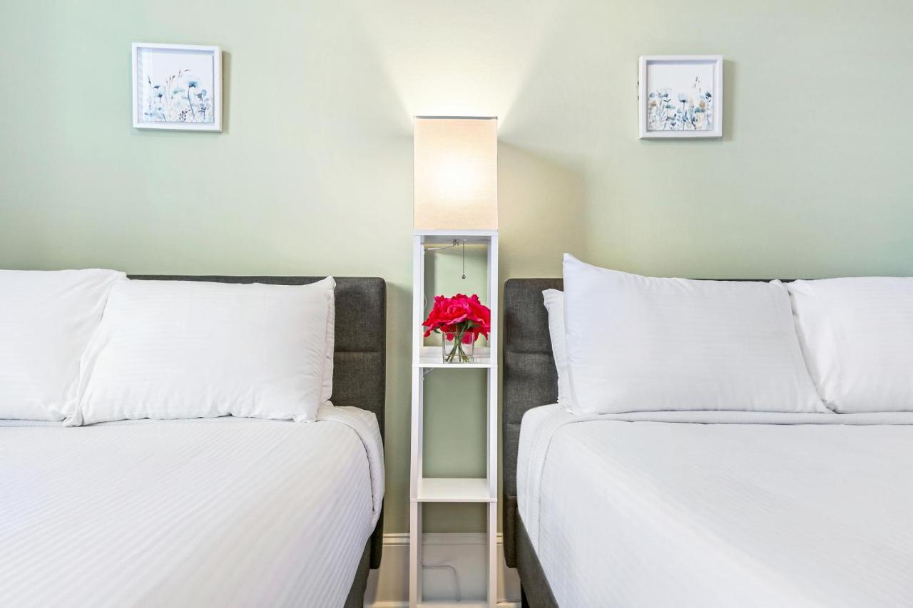 Ferienwohnung Hosteeva Chic Urban Retreat W Pool Steps To St Charles Ave And Near Bourbon St New Orleans Exterior foto
